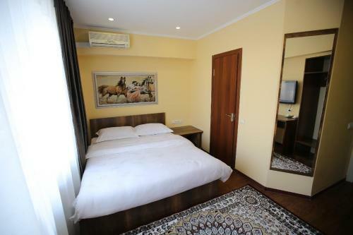 Altai Business Hotel
