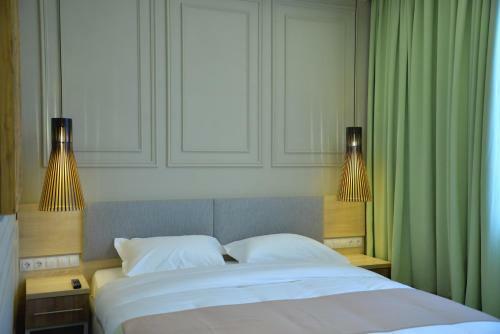 Green Which Hotel