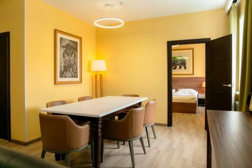 Hotel Green Which Tourist Borovoye