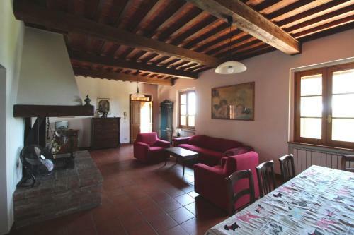 Sant'anastasio Villa Sleeps 24 Pool