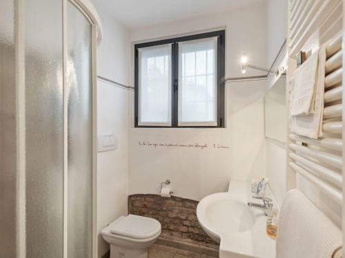 Quiant Apartment In Stagno Lombardo With Garden