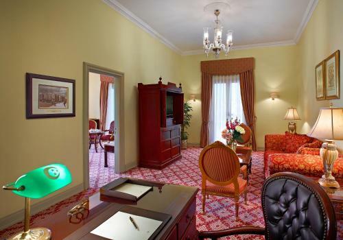 Cecil Alexandria Hotel