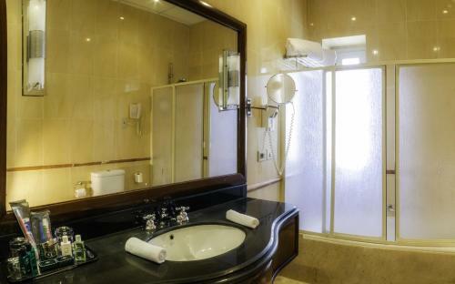 Cecil Alexandria Hotel