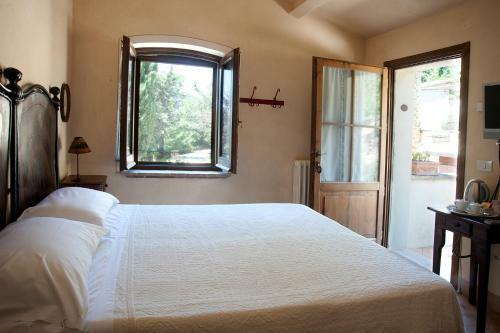 Hotel La Tavola Dei Cavalieri