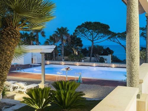 Marina Di Modica Villa Sleeps 18 Pool Air Con Wifi
