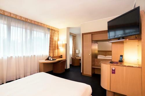 Hotel Mercure Roma West