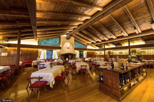 Hotel Albergo Ristorante Bucaneve