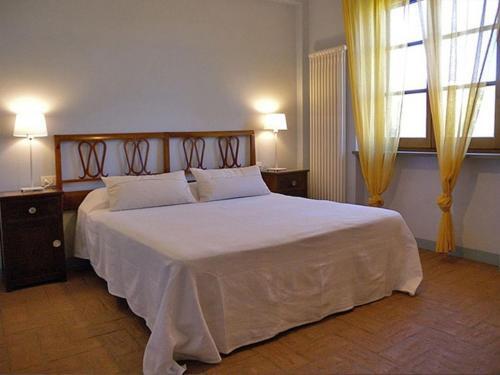 I Poggi Villa Sleeps 10 Pool Wifi
