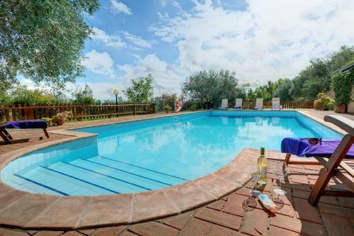 Mercanzie Villa Sleeps 12 Pool Wifi