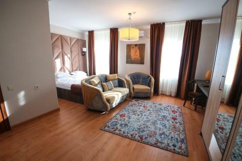 Infinity Plaza Hotel