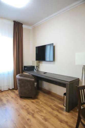Infinity Plaza Hotel
