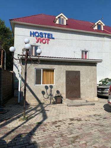 Hostel Yut