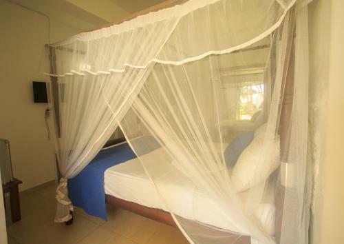 Hotel Tharanga Surfing Villa