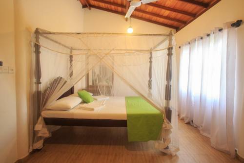 Hotel Tharanga Surfing Villa