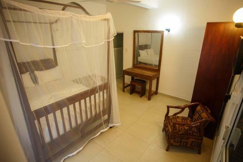 Hotel Tharanga Surfing Villa