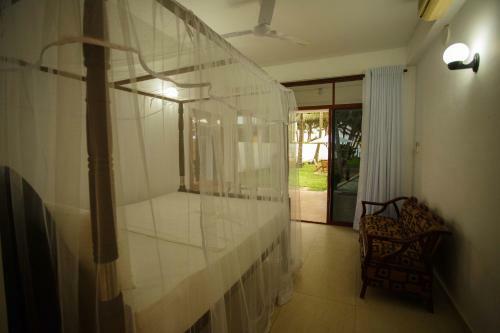 Hotel Tharanga Surfing Villa