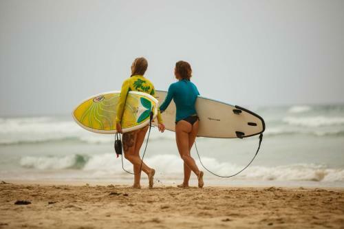 Hotel Tharanga Surfing Villa