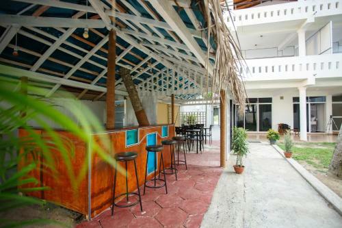 Hotel Tharanga Surfing Villa