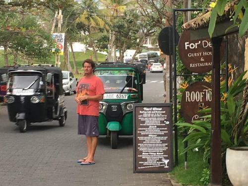 Hotel Shaka Surf Camp