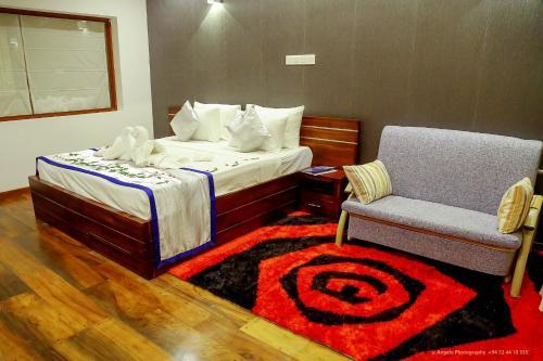 Saru Blue Sapphire Hotel