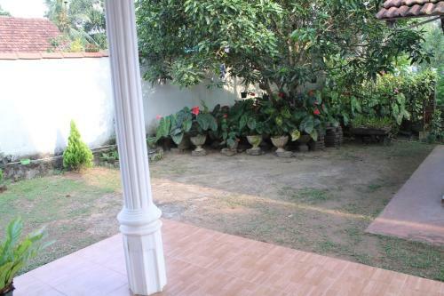 Villa Birds Paradise Hikkaduwa