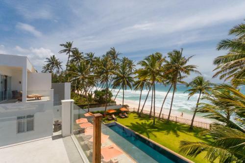Hotel Kk Beach