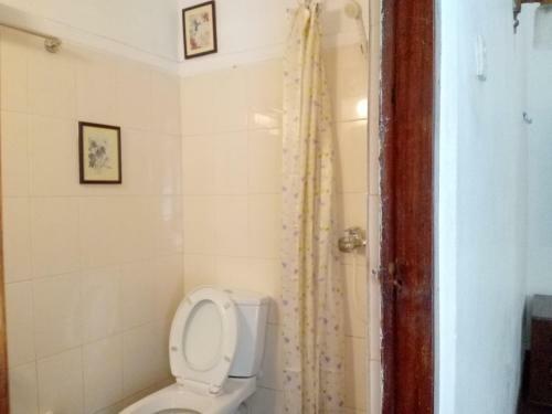 Hostal Budget Vacation Bungalow With Pool By Abha