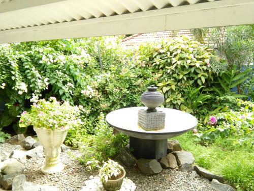 Hostal Budget Vacation Bungalow With Pool By Abha