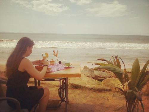 Just Chillin' Beach Hostel