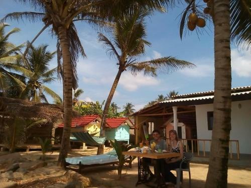 Just Chillin' Beach Hostel