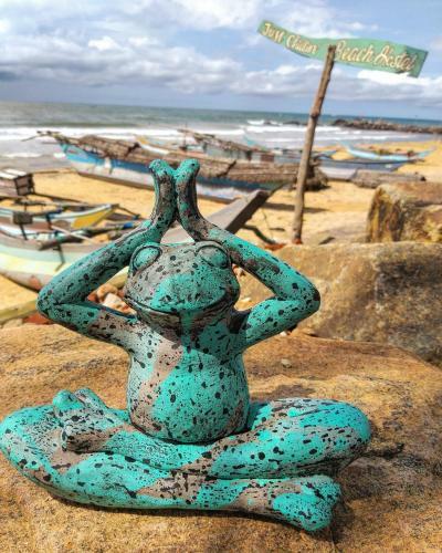 Just Chillin' Beach Hostel