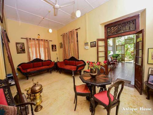 Villa Antique House