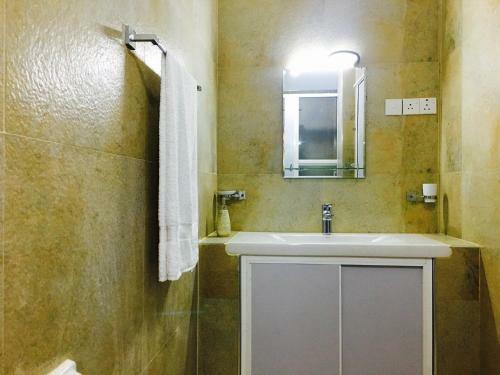 Hostal Kandy Calm Residence - Only For Foreign Guests