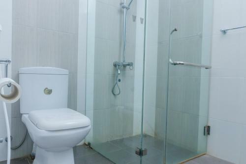 Oyo 406 Moya Hotel & Beach Resort