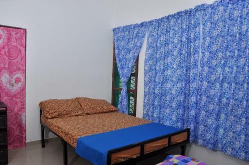Hostal Bobbi Rest House