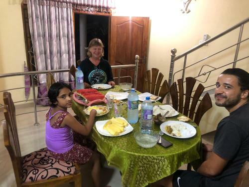 Hostal Wilpattu Guest