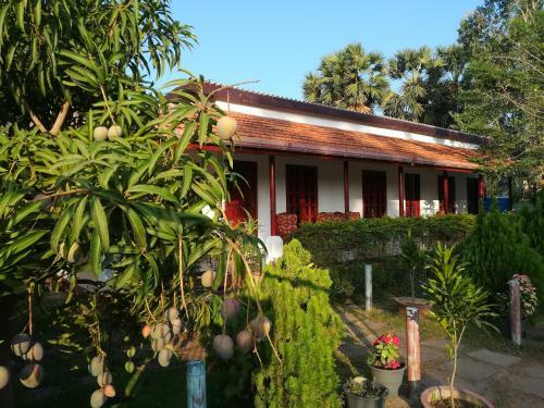 Hostal Sun And Sand