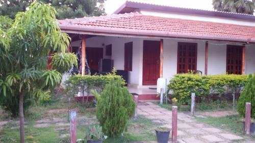 Hostal Sun And Sand