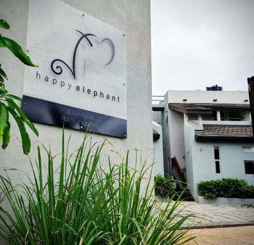 Hotel Happy Elephant