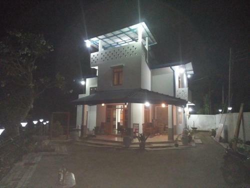 Hostal Eden Lodge