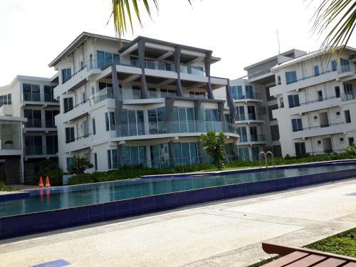 Apartamento Nilaveli Ocean Front Condos
