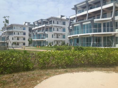 Apartamento Nilaveli Ocean Front Condos