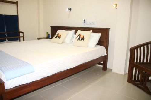 Hotel Under Water Safaris And Resort