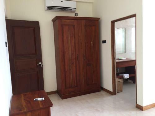 Villa Sanar� Uswetakeyyawa Beach