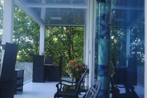 Hotel Glass Rooms Accommodations Adam's Peak