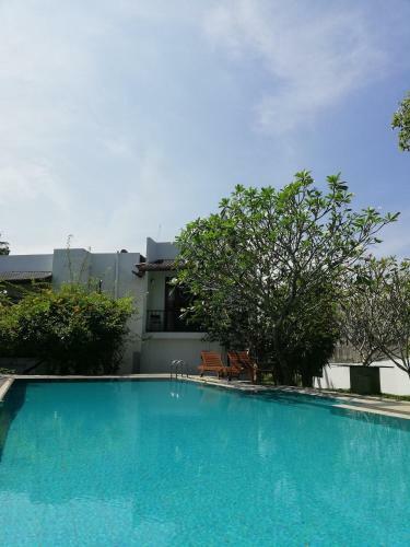 Villa Oak Residencies