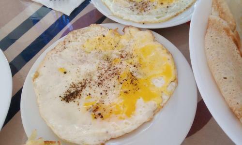 Hostal Lavendra Guset House