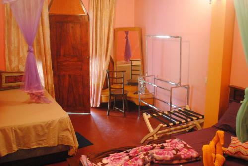 Hostal Singh Bro's