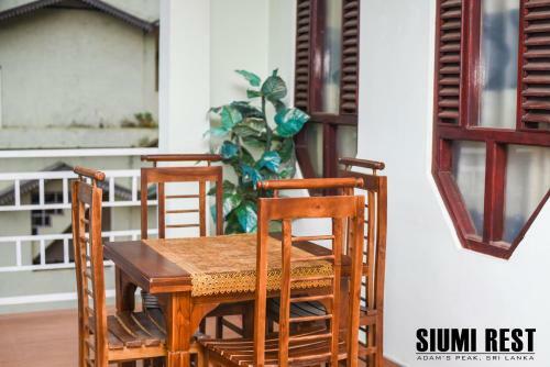 Hotel Siumi Rest