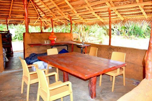 Rivosen Camp Yala Safari